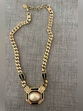 Vintage Christian Dior Classic Pearl Black Enamel Gold Chain Statement Necklace